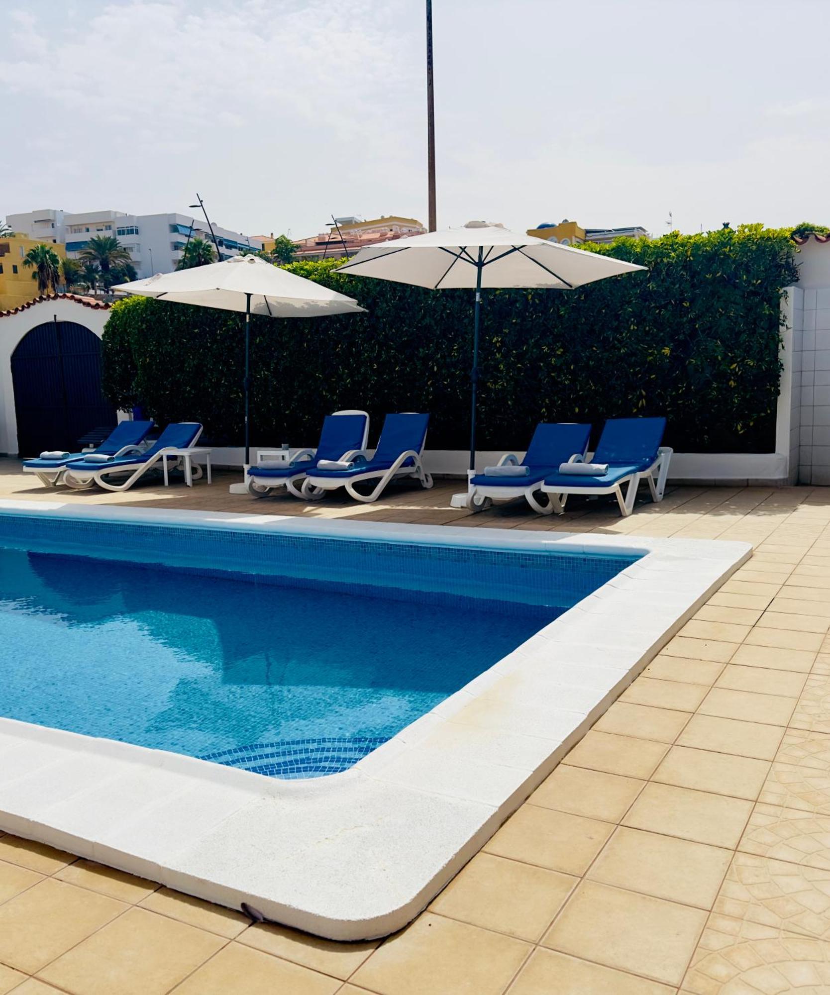 Beachfront Villa And Pool Puerto de Santiago  Exterior photo